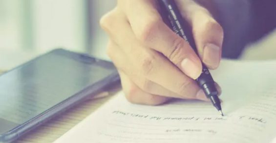 公众号、头条号、小红书如何用AI写出爆款文章？10分钟一篇（指令+保姆级教程）