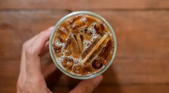 垂直小号想做爆款，就三个字：窄、专、粘