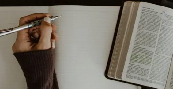 小红书高客单笔记写法（人设、定位和筛对标）