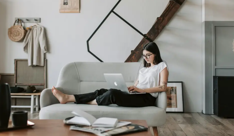 电商创业第一课：普通人选品类的8个黄金法则，避开90%的坑