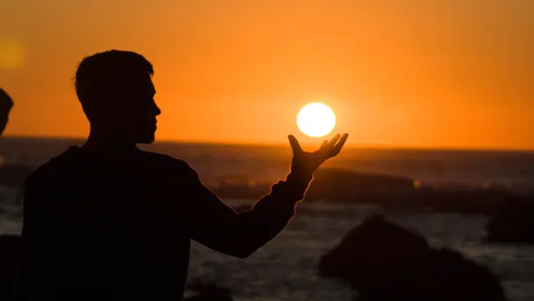 从月入1800到月入10w+，我用 AI 搭了整套小红书变现系统