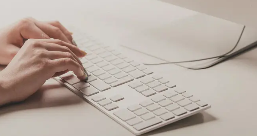 用AI+产品思维，写一篇爆款公众号文章