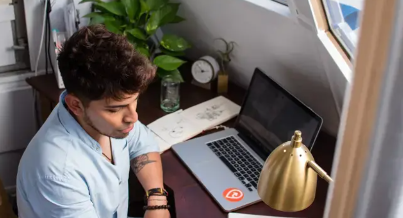 三次创业失败后，我是如何在100天靠AI视频变现1.9万