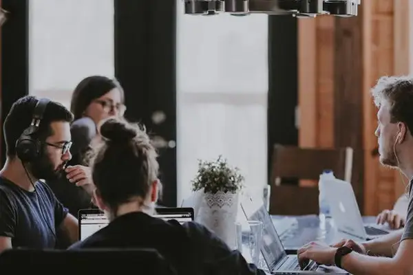 同城获客短视频爆款标题：5个公式+150个模板，直接填就行！